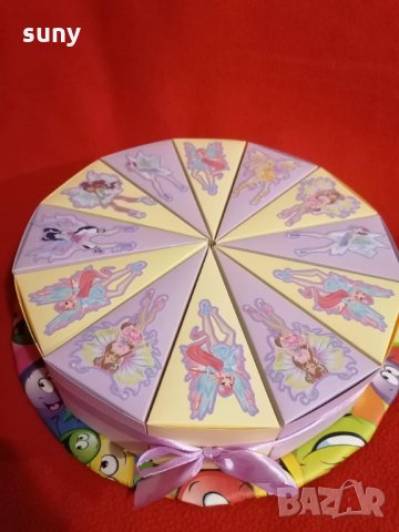 Картонена торта Winx, снимка 3 - Други - 32401242