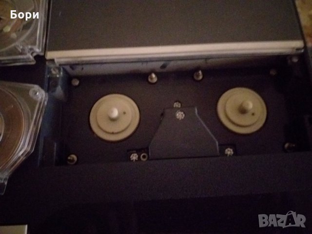 PHILIPS LFH0084/01     1968г., снимка 9 - Радиокасетофони, транзистори - 26877870