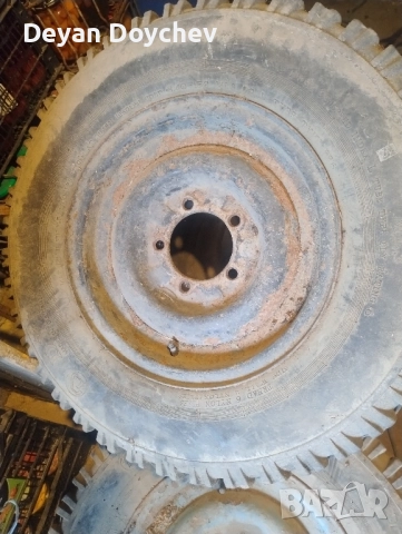 Джанти със гуми за УАЗ R15, снимка 2 - Гуми и джанти - 51816446