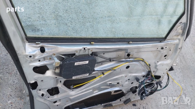 Предна Лява Врата - Стъкло и Стъклоповдигач Мерцедес Е класа W210 (Н), снимка 7 - Части - 50844077