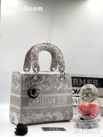 Christian Dior дамски чанти Различни цветове , снимка 7 - Чанти - 48834666