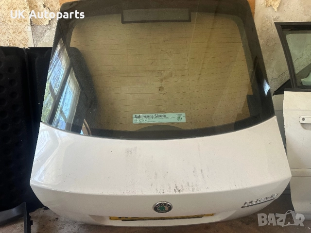 Заден капак шкода октавия Skoda Octavia, снимка 2 - Части - 52222432
