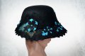 ⚜️ Черна дамска шапка филц с цветя и пеперуди №3090, снимка 7