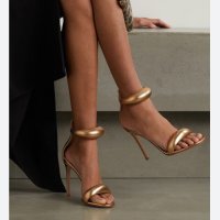 Нови дамски сандали , снимка 1 - Сандали - 41552489