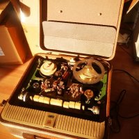 Лампов магнетофон Мелодия МГ-56 1958 г., снимка 10 - Антикварни и старинни предмети - 43592078