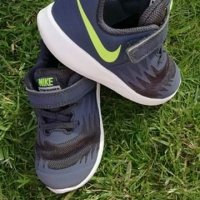 Маратонки Nike, снимка 4 - Детски маратонки - 25578528