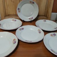 Стар български порцелан чинии плитки за основно , снимка 1 - Антикварни и старинни предмети - 37693515