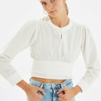 НАЛИЧНА Trendyol кроп блуза с дълъг ръкав, снимка 5 - Блузи с дълъг ръкав и пуловери - 36448206