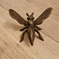 Масивна Чугунена пчела–450гр, снимка 1 - Градински мебели, декорация  - 39730246