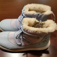 Нови кожени обувки Clarks Frozen, 35ти номер, снимка 6 - Детски боти и ботуши - 38563066