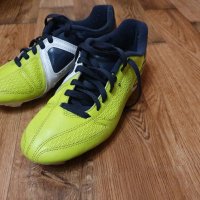 Футболни обувки - бутонки Umbro , снимка 1 - Футбол - 38726834