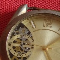 Унисекс модел часовник AVON интересен много красив 41771, снимка 4 - Дамски - 43786515