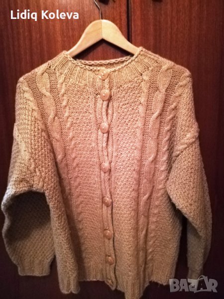 Дамска жилетка ръчно плетиво, снимка 1