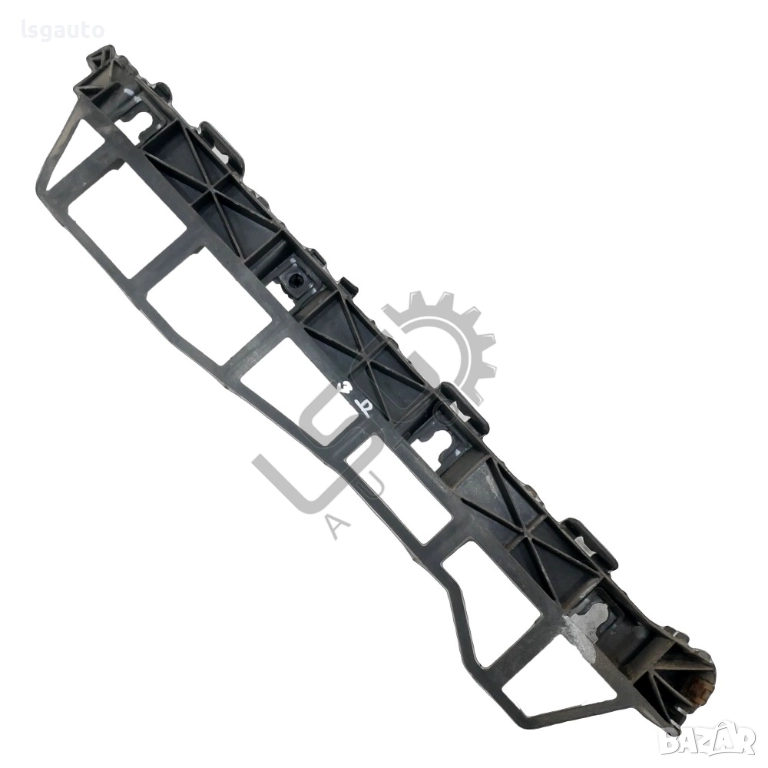 Десен държач задна броня Hyundai i40 2011-2018 ID: 155500, снимка 1