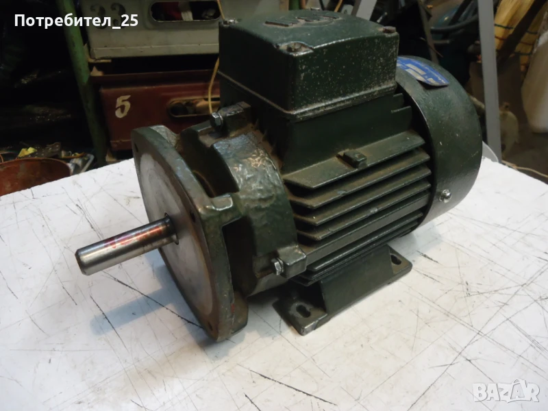 Трифазен ел.мотор 0,37KW - 1370 об/м., снимка 1