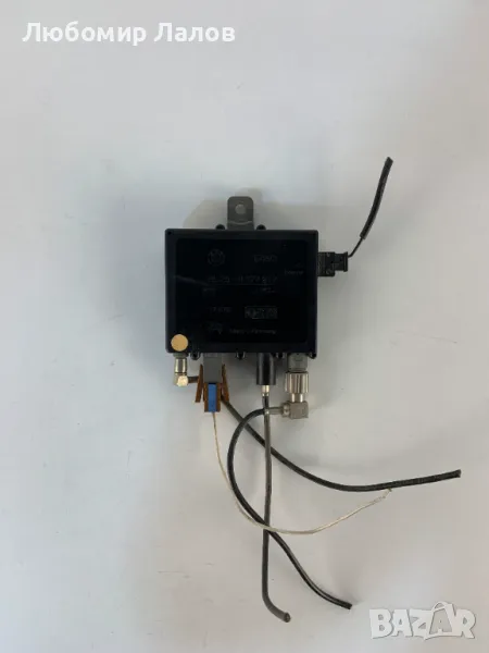 Антена за Бмв BMW E46, 3 серия комби touring  / 65.25-8377817 /, снимка 1