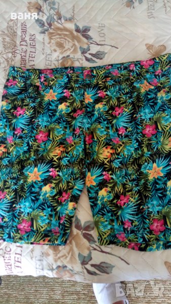 Дамски къси панталони нови, номер 48, снимка 1