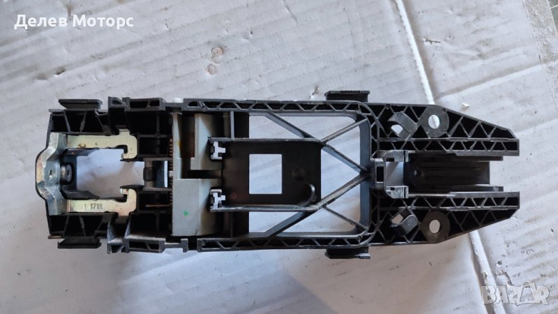 Вътрешна основа, дръжка, 7P6837885, Skoda SuperB, Шкода СупърБ 2018, снимка 1