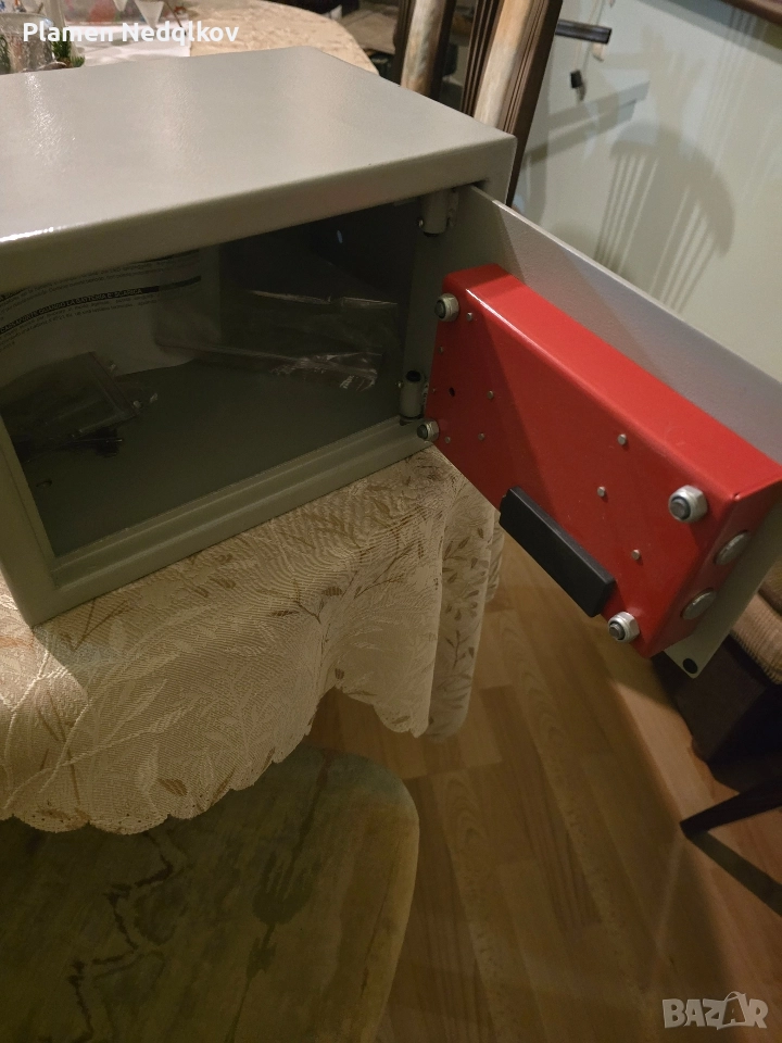 Огнеупорен сейф каса., снимка 1