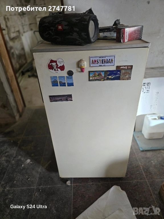 хладилник с камера, снимка 1