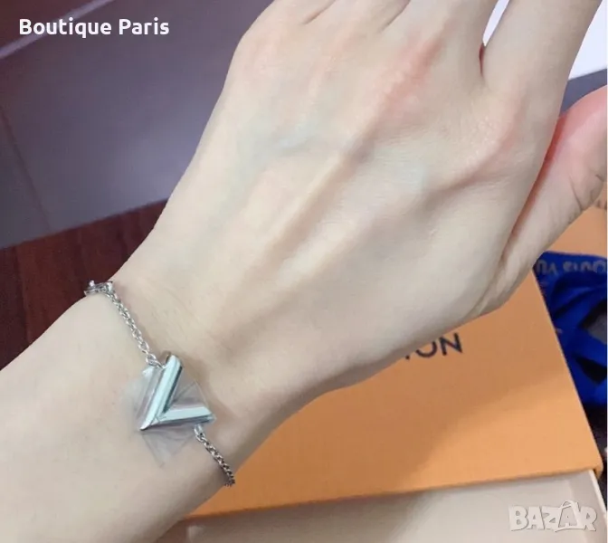 Louis Vuitton оригинална гривна, снимка 1