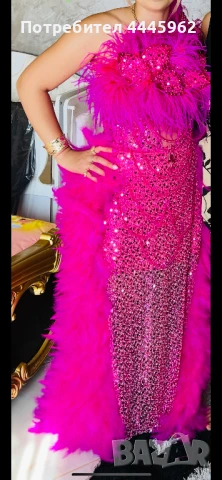 Офицялна роклия с ветрило от пера , снимка 1