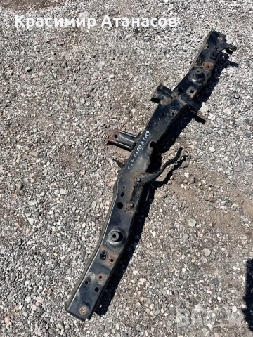 Греда над воден радиатор за Тойота Авенсис T27.2009-2014г