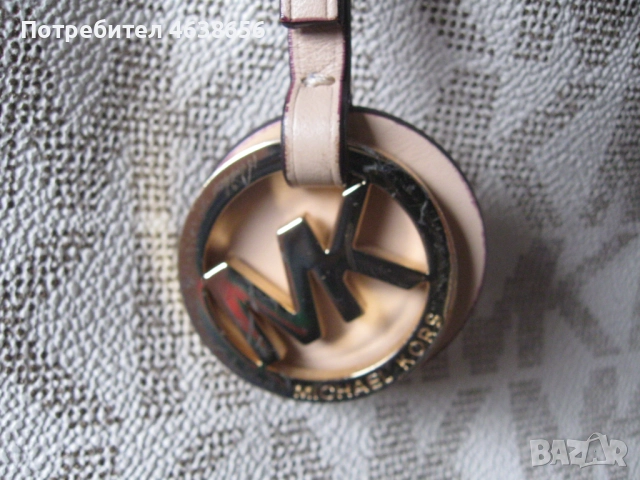 Michael Kors оригинална дамска чанта, снимка 9 - Чанти - 52499765