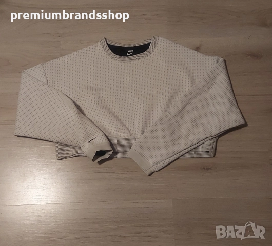 Nike суичър къс M размер 