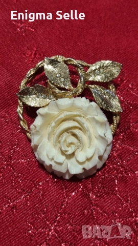 Винтидж брошка