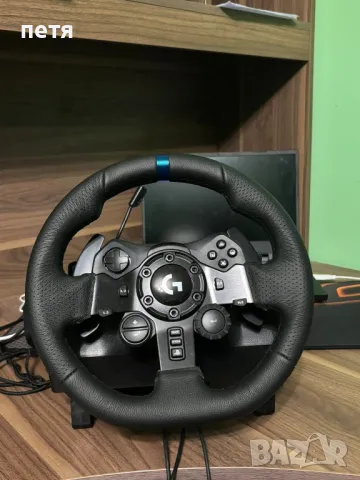волан с педали logitech gt923, снимка 2 - Джойстици и геймпадове - 48464276