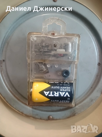 СССР часовник Янтар, снимка 4 - Антикварни и старинни предмети - 49483388