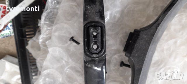 Стойкa за телевизор Hisense модел H43M3000, снимка 3 - Стойки, 3D очила, аксесоари - 33123913