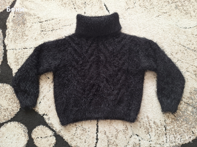 Продавам топло меко поло за момиче, снимка 2 - Детски пуловери и жилетки - 44872276