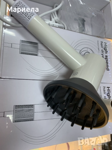 Професионален Сешоар с безчетков мотор / С термоконтрол и магнитна дюза, снимка 9 - Сешоари - 52140567