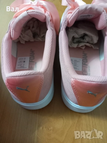 Нови дамски сникърси Puma Vikky Stacked Ribbon S, велур, цвят праскова, снимка 4 - Маратонки - 52023104