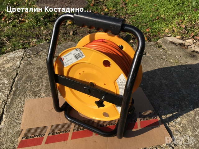 немска макара с кабел 42м на марката "Brennenstuhl", снимка 2 - Други инструменти - 52856695