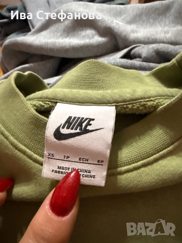 Спортна страхотна  ватирана памук памучна  зелена блуза Nike nike 100% оригинал, снимка 4 - Спортни дрехи, екипи - 52497939