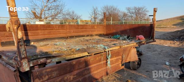 Лот земеделска техника на части комбайн, ЮМЗ, инвентар, хедер, ремарке, трактор, Fortschritt E516, снимка 14 - Селскостопанска техника - 34223020