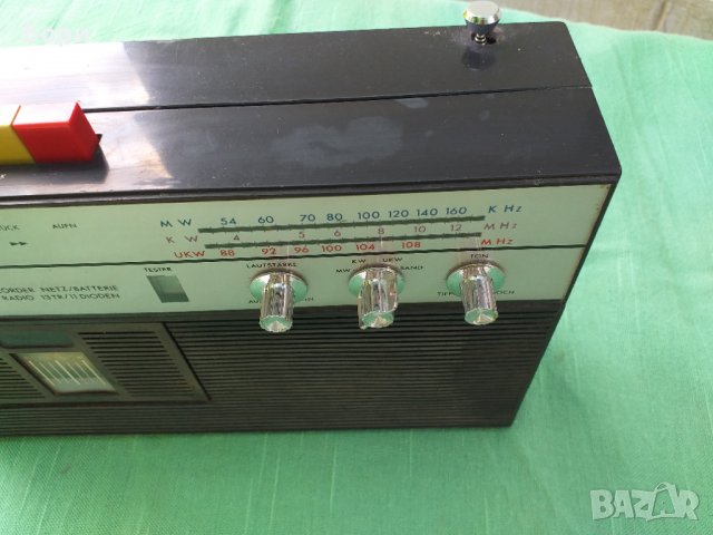 Belair CRH-570 U.S.A. Радиокасетофон, снимка 5 - Радиокасетофони, транзистори - 33412923