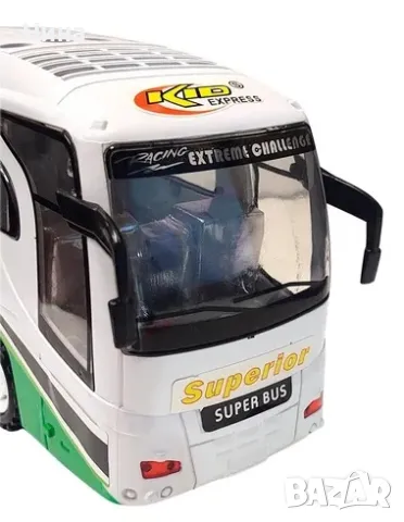 Фрикционен автобус 🚍със звук и светлина , снимка 3 - Коли, камиони, мотори, писти - 50163661