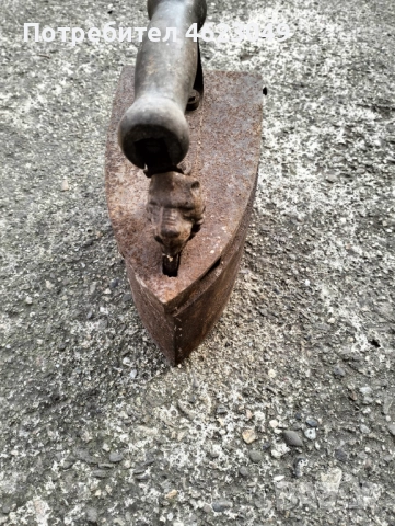 Стара ютия на жар, снимка 4 - Антикварни и старинни предмети - 52972117