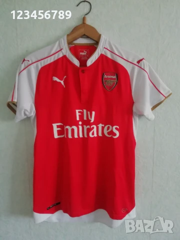 Arsenal Puma оригинална тениска фланелка размер М Арсенал сезон 2015/2016