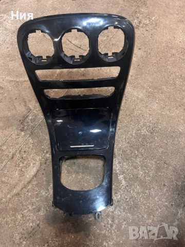 Централна конзола с въздуховоди – Mercedes GLC X253 (2019–2022)