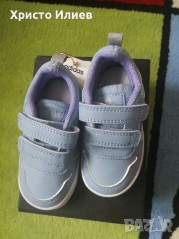 Детски маратонки Адидас Adidas 21 номер, снимка 2 - Детски маратонки - 39670396