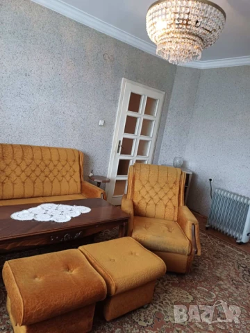 Апартамент Търговище продавам просторен център обзаведен гараж, снимка 8 - Апартаменти - 50918996