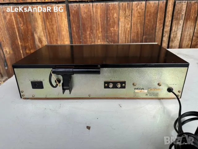 Тунер wega , снимка 2 - Ресийвъри, усилватели, смесителни пултове - 48738500