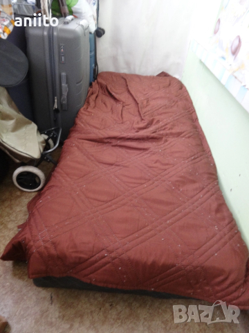 спешно Еднолицев матрак с вградена дървена рамка-само лично Варна., снимка 4 - Матраци - 52184080