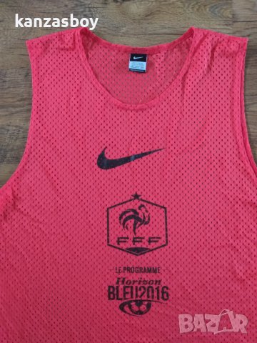 nike - мрежест потник КАТО НОВ, снимка 2 - Други - 40683557