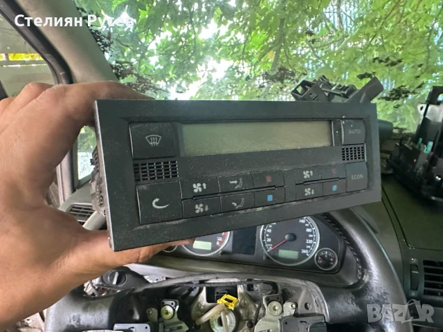  панел за управление  за климатроник за VW Sharan 2.8i 204кс VR6 2002г - цена 60 лв  - здрави пиксел, снимка 1